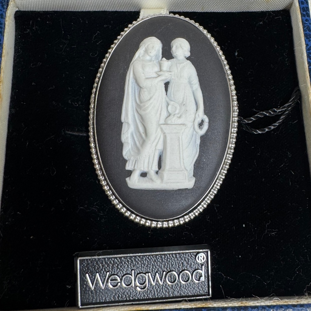 Wedgewood Large Black Brooch Silver 925 Vintage Antique Rare Collectible